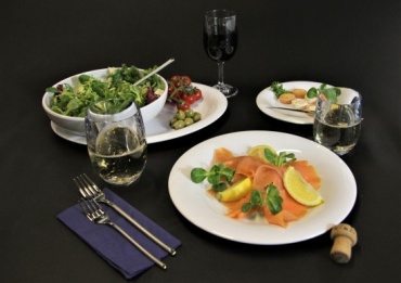 4 piece melamine diamond white place setting